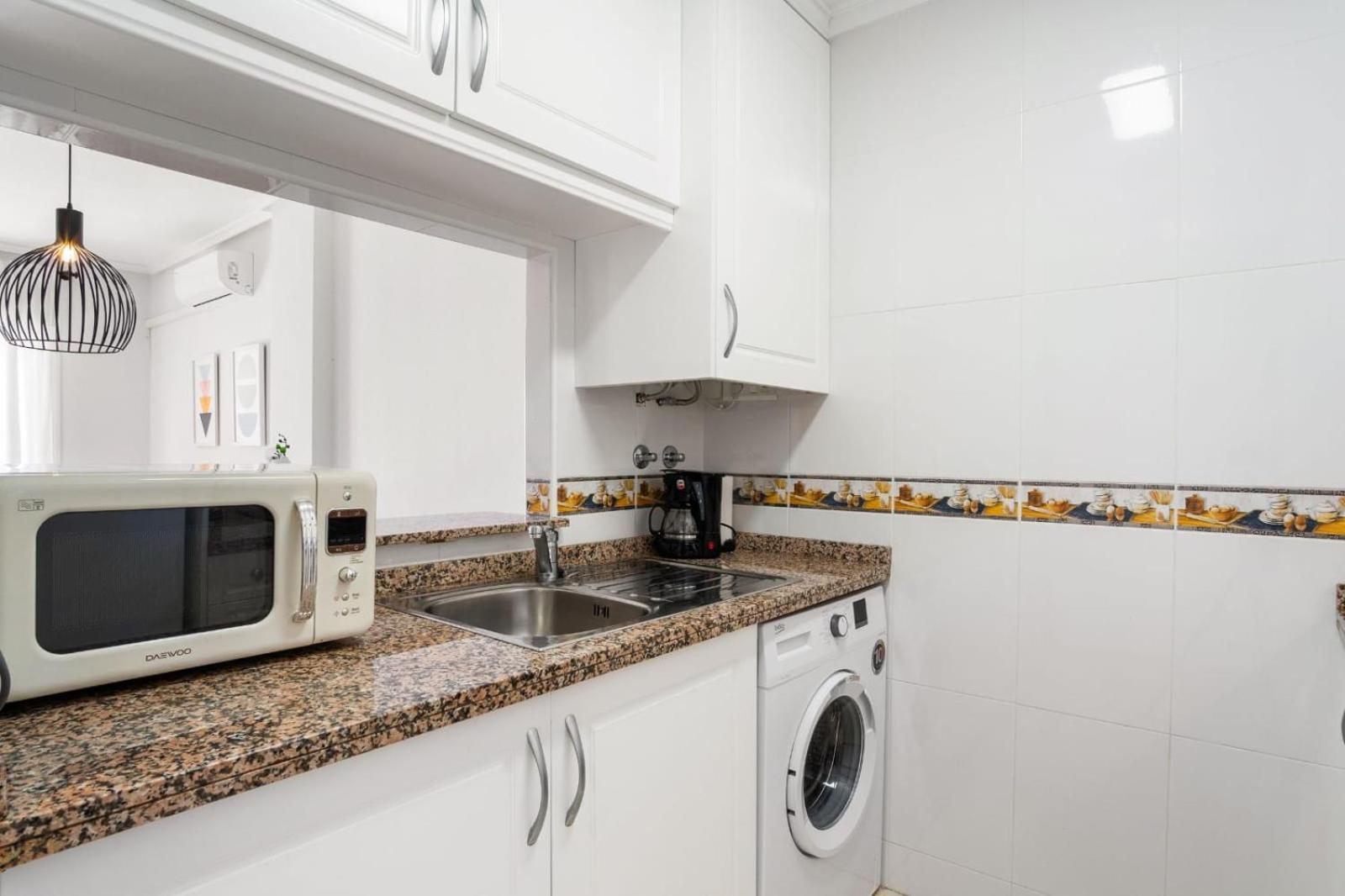 Nice Modern 2 Bed Apartment In Torrievieja Torrevieja Eksteriør billede