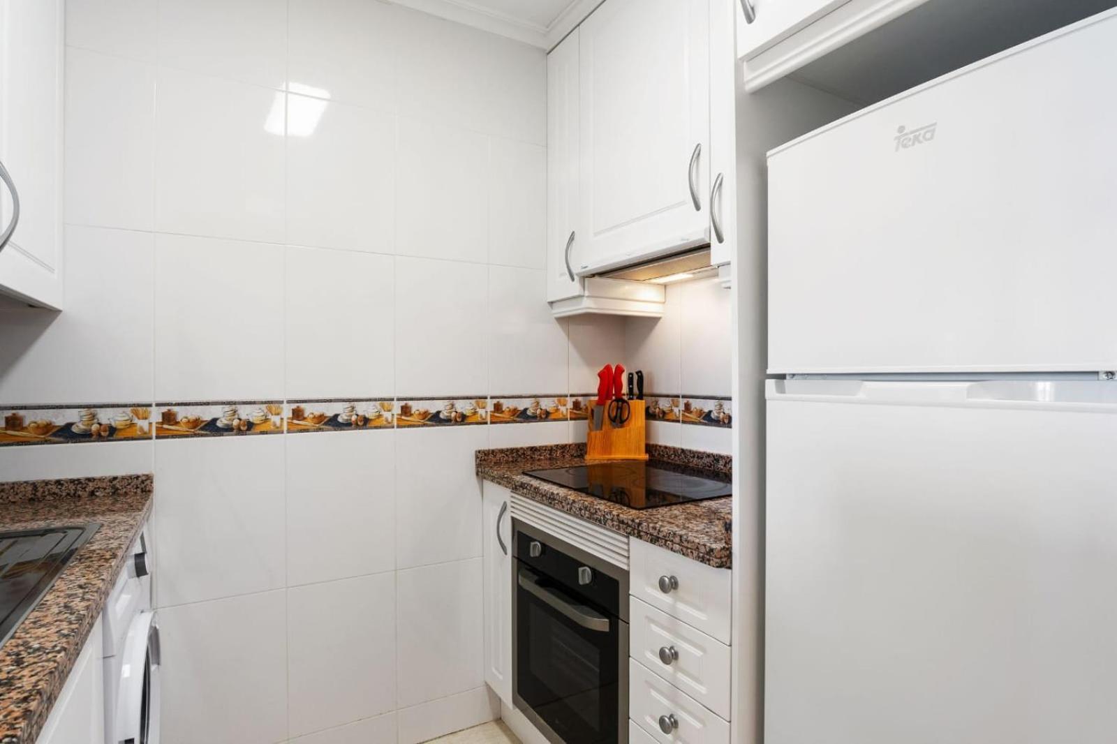Nice Modern 2 Bed Apartment In Torrievieja Torrevieja Eksteriør billede