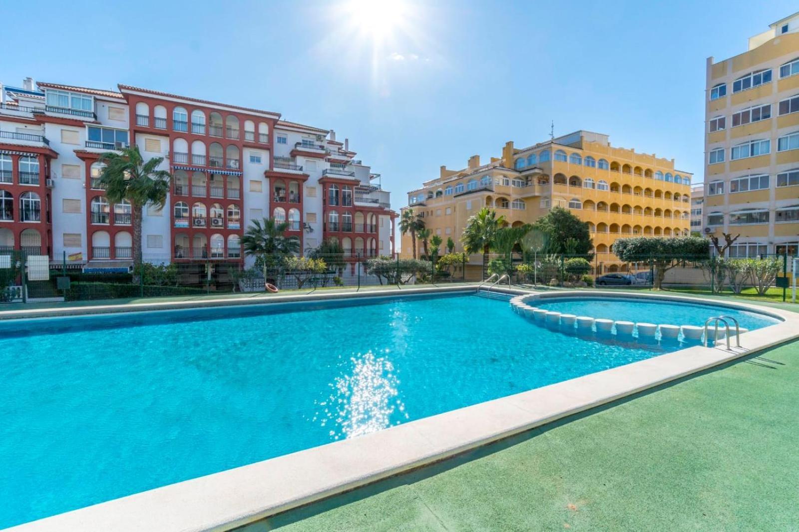 Nice Modern 2 Bed Apartment In Torrievieja Torrevieja Eksteriør billede